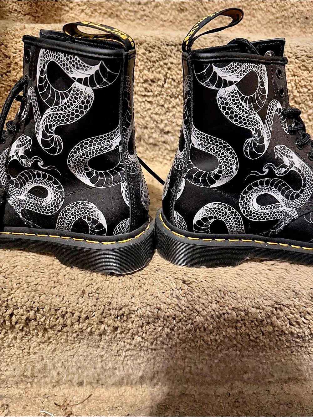 Dr. Martens - Picture 3 of 7